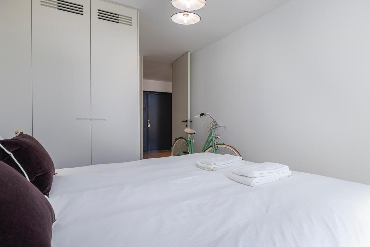 Glamorous 3Bdr Apartment In City Center By Lovelystay Лиссабон Экстерьер фото